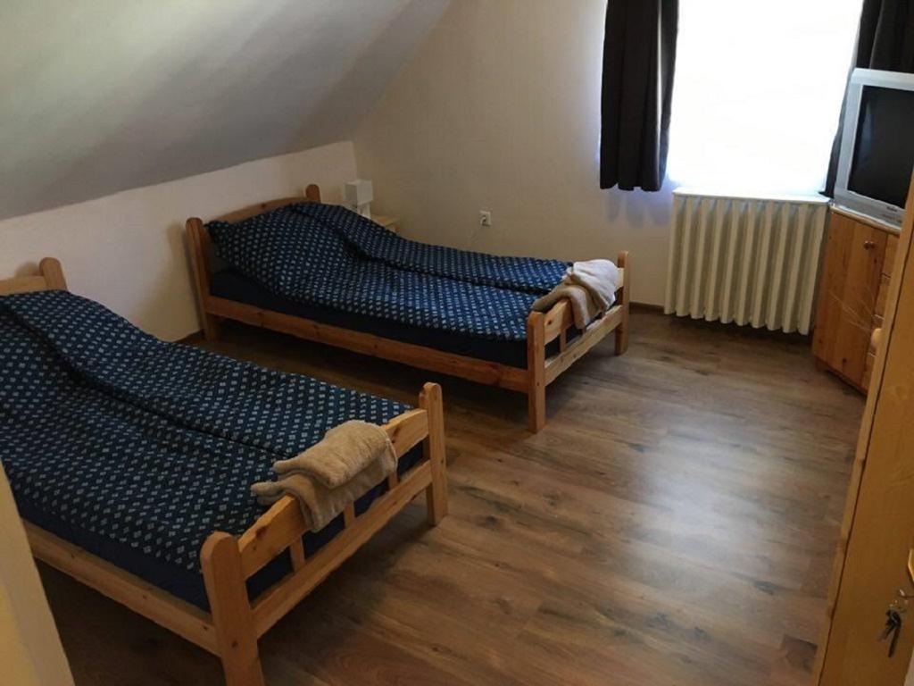 Fitt Maganszallashely Sasd Bagian luar foto
